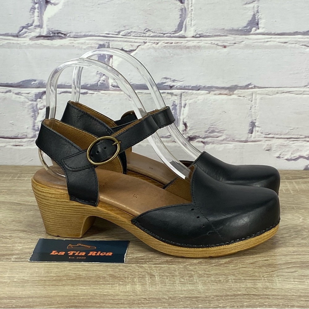 Dansko Maisie Black Leather Clog Sandals 37